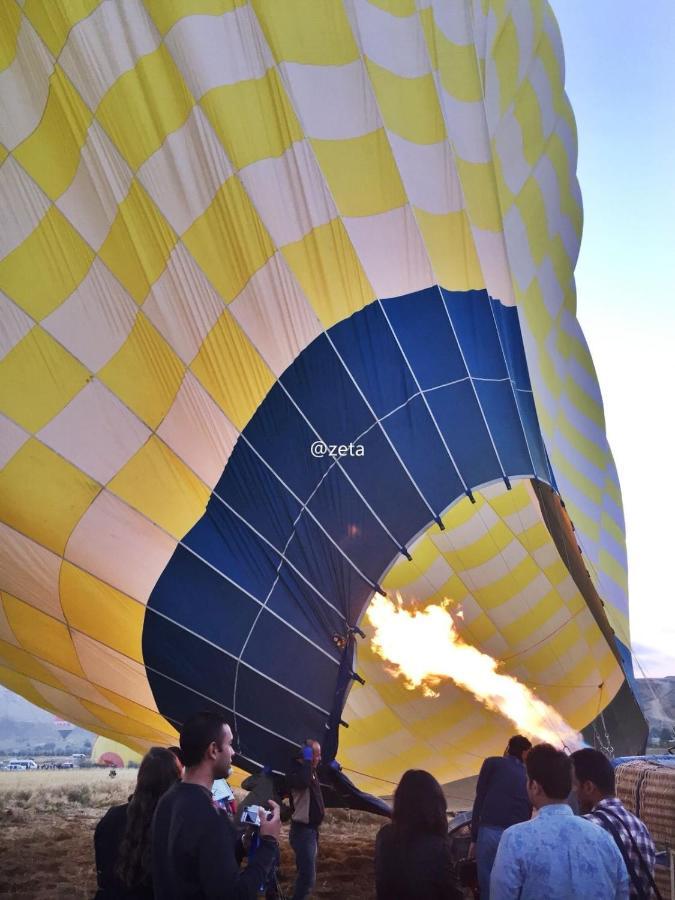 Cappadocia Ozbek Stone House Hotel เกอเรเม ภายนอก รูปภาพ