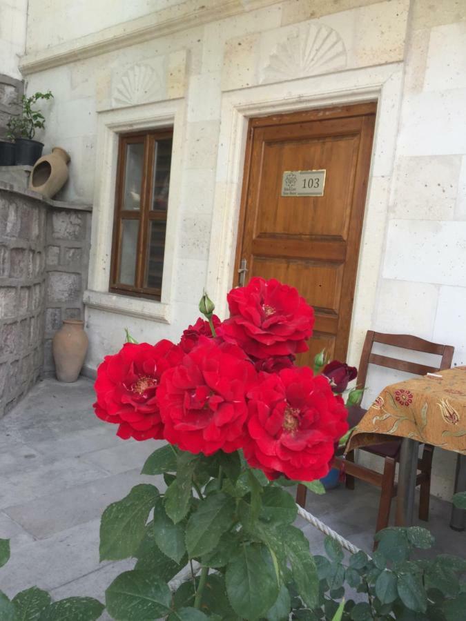 Cappadocia Ozbek Stone House Hotel เกอเรเม ภายนอก รูปภาพ